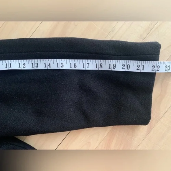 VINTAGE - Black Wool Coat with Shearling Collar | Minimalist Oversized Jacket - Picture 8 of 13